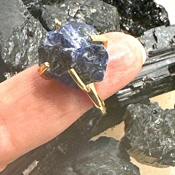 Raw Lapis lazuli gold third eye chakra adjustable cuff ring - Picture 1 of 5